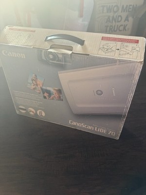 Canon CanoScan LiDE 70 Flatbed Scanner 2400x4800 DPI 48 Bit USB 2.0
