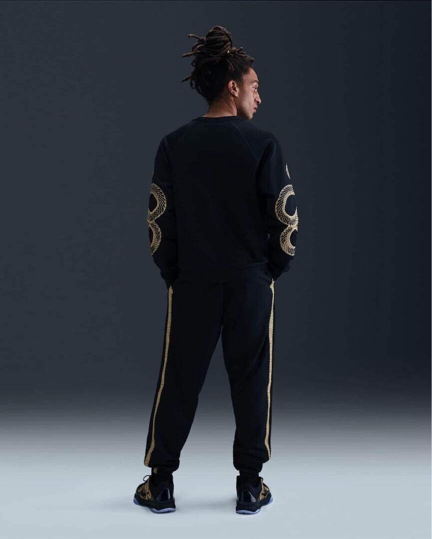 Nike Kobe Year of Mamba Therma-FIT Basketball Sweatshirt Nike Kobe Year of Mamba Therma-FIT Basketball Sweatshirt