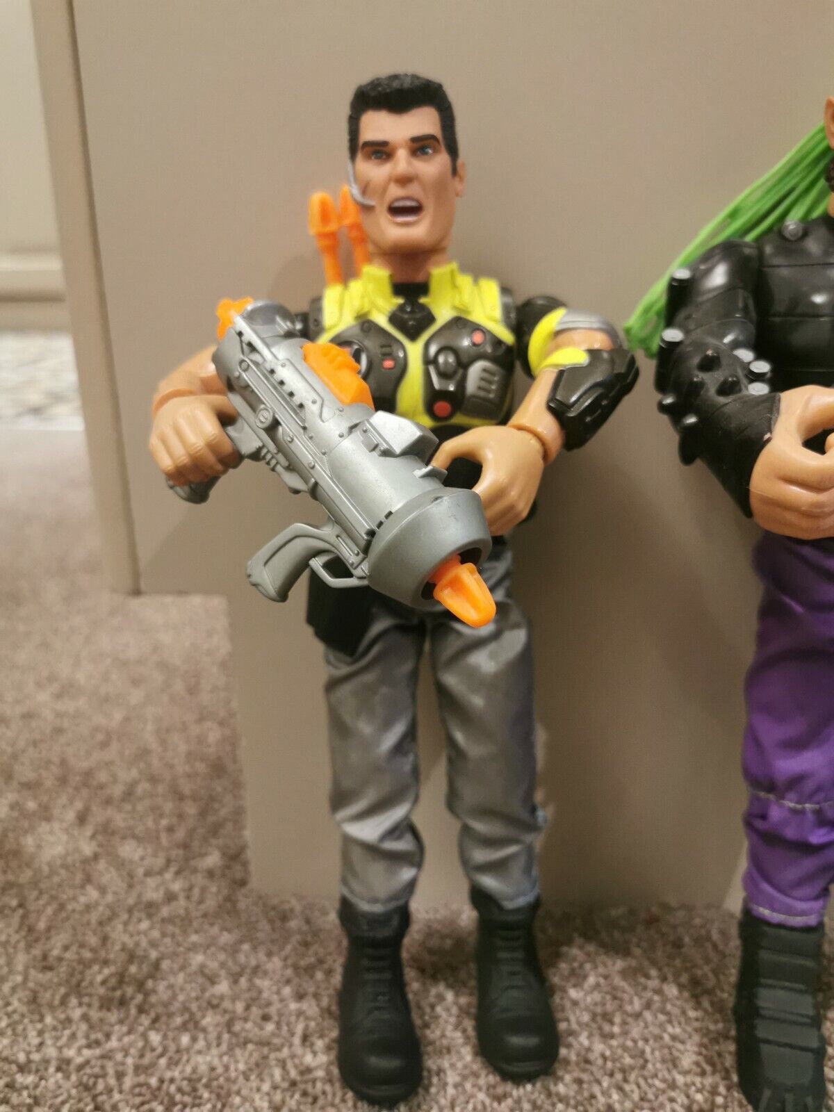 Picture 2 of 5
