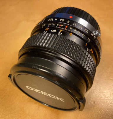 Super Ozeck Olympus OM Halterung Objektiv 28 mm f2,8   f22 Weitwinkel