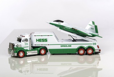 2010 hess toy truck and jet