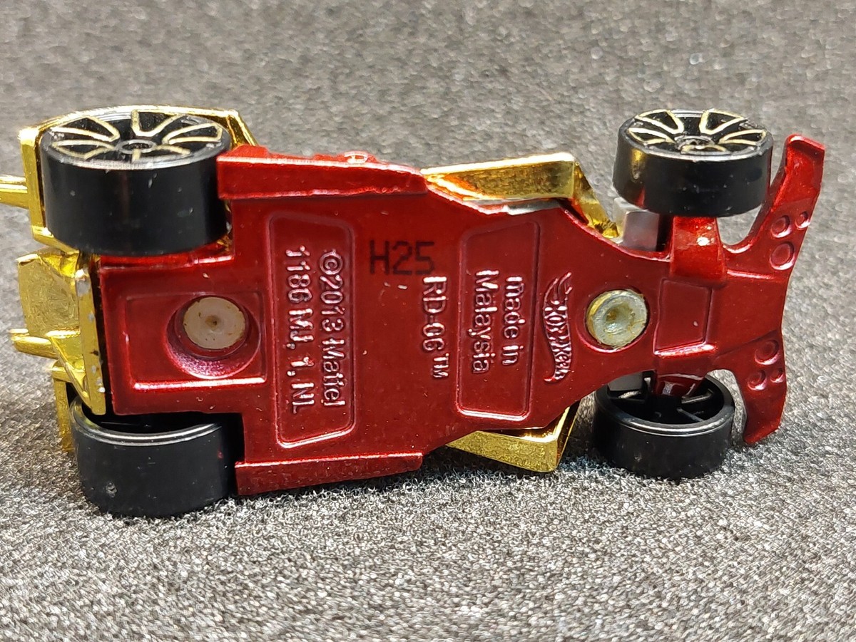 2013 Hot Wheels RD-06 Acceleracers Gold Diecast Toy Car | eBay