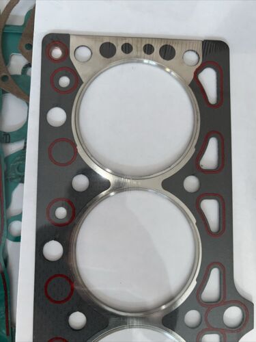 Lancia Theme Ferrari 8.32 Engine Seal Series - Picture 4 of 10