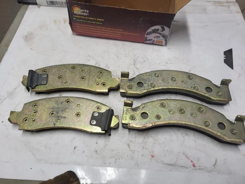 NEW Front Brake Pads Set for 1990-1993 Chevrolet K3500 & GMC C3500 Trucks #MD149 - Image 2 of 2