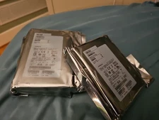 Hitachi HUS156060VLS600 600GB 15000RPM 3.5" SAS Hard Drive - Lot Of 7