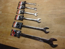6pc. CRESCENT SAE COMBINATION WRENCH SET (1/2,9/16,5/8,3/4,1,1-1/4")   ..