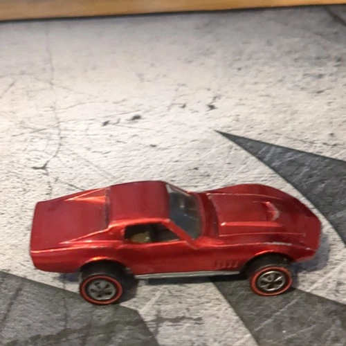 Hot Wheels Custom Corvette Redline 1968 Red Diecast Car