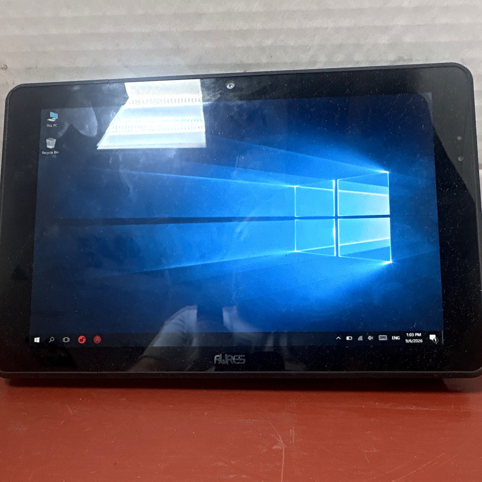 AURES SWING Touchscreen POS Tablet Terminal w/ Charging Base & Power Adapter