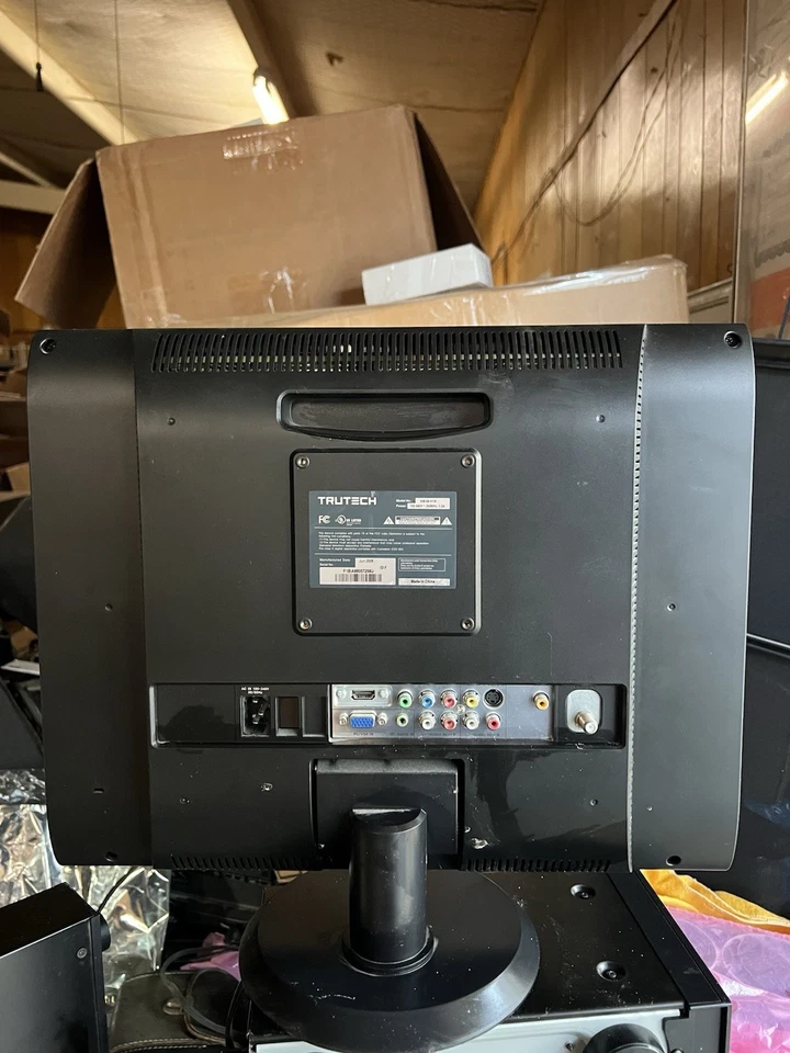 TRUTECH 19” 008-09-0119 TV TELEVISION RETRO PORTABLE SMALL KITCHEN - Image 2 of 4