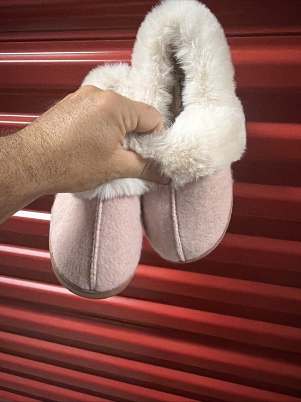 NEW Dearfoams Women's Chloe Soft Knit Clog Slippers Pale Mauve Size Medium (5-6)