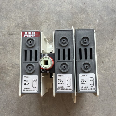 #ad #ad ABB OS30FAJ12 1SCA108824R1001 FUSIBLE DISCONNECT SWITCH 30A 3 pole Class J $199.99