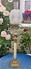 Belle lampe à pétrole ancienne bronze toupie en cristal de
