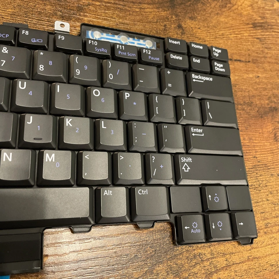 ✅Dell Latitude E5400 E5500 E6400 M2400 M4400 French Canadian USA Keyboard#️⃣0750 - Image 4 of 4