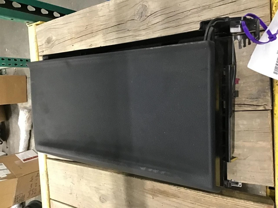 Console Front 217 Type S Models Coupe Floor Fits 15-17 MERCEDES S-CLASS 1013328 - Изображение 2 из 4