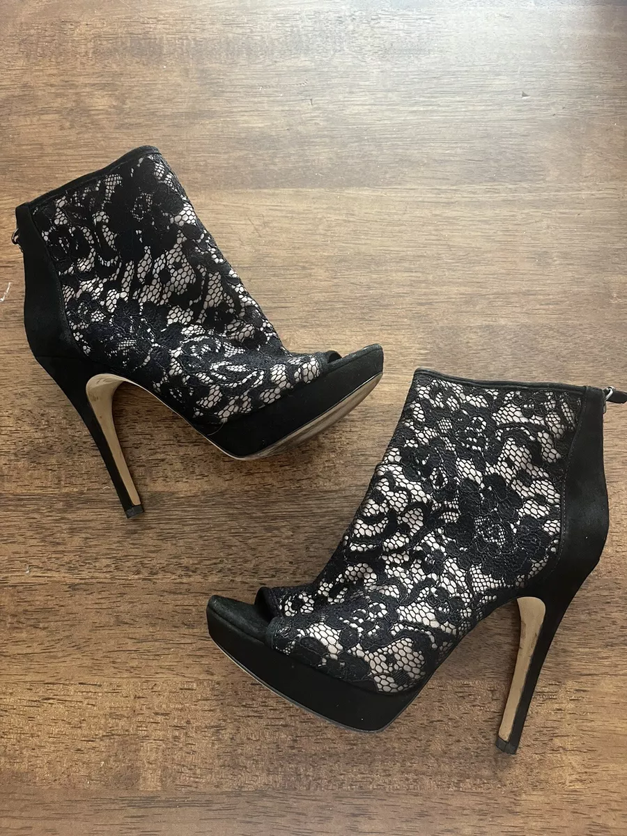 Via Spiga lace Evanna Bootie suede boots size 7 eBay