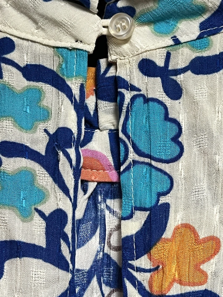 Romper Rachel Roy floral gola alta tamanho XS - Imagem 4 de 4