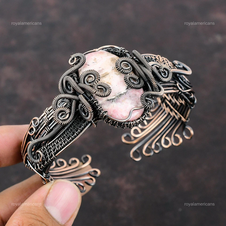 Brazalete ajustable envuelto en alambre de rodocrosita hecho a mano de cobre único Foto 3 de 4