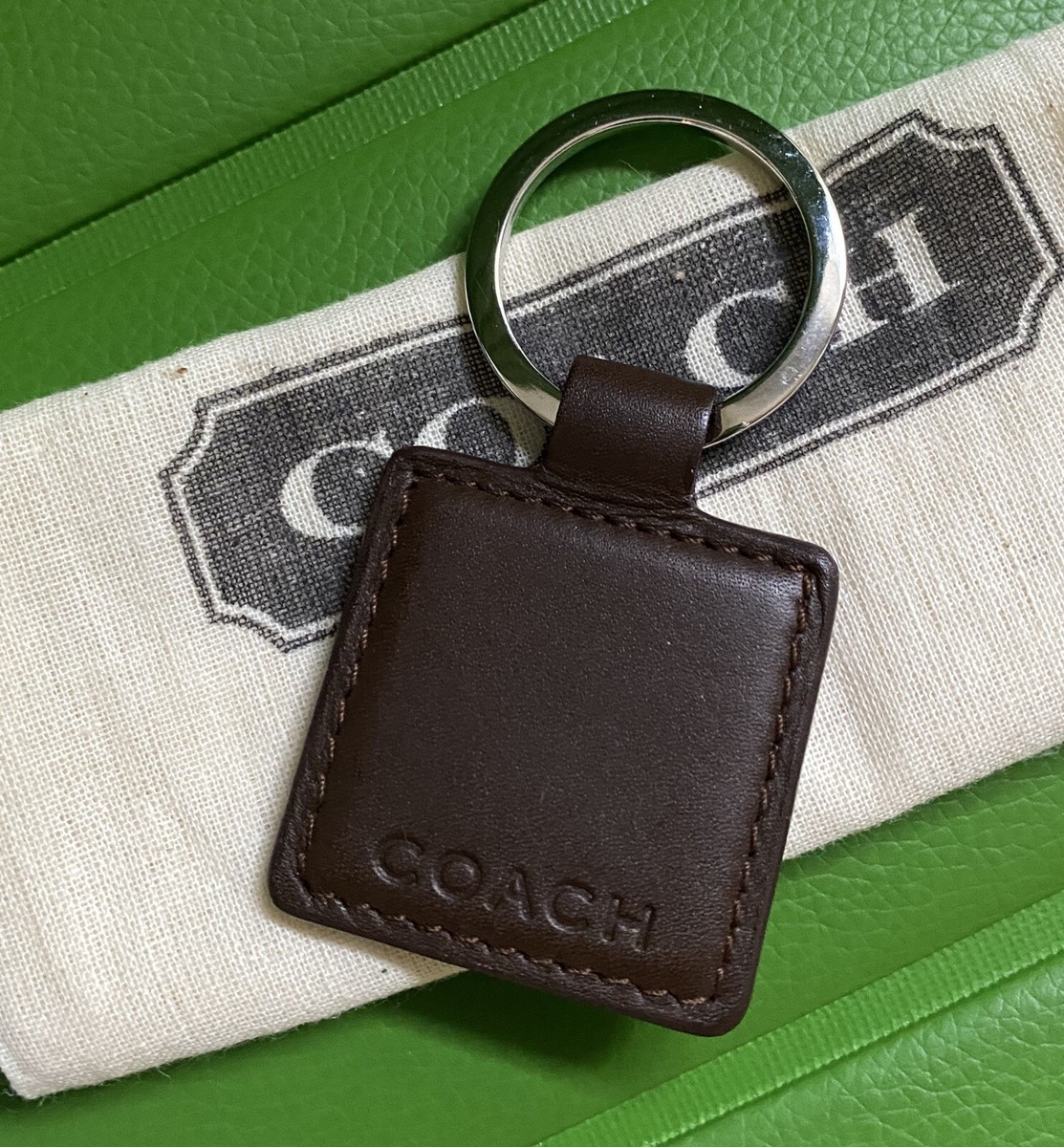 新品 VINTAGE COACH CLASSIC KEY FOB オールドコーチ NWT COACH VINTAGE RED CLASSIC KEY FOB 7210 | eBay