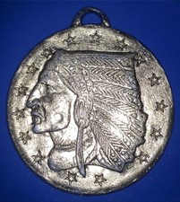 (1908) LARGE 40 mm LOOPED USA $5 INDIAN HALF EAGLE TYPE MEDALLION - *44969215 🌈