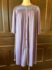 Vintage Shadowline Size M Nylon Gown Robe Pocket Purple Button Front 3/4 Slv USA