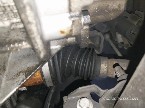 AV4N3B437AA Transmision Delantera Izquierda para FORD KUGA (CBS) Titanium 520393 - Imagen 2 de 9