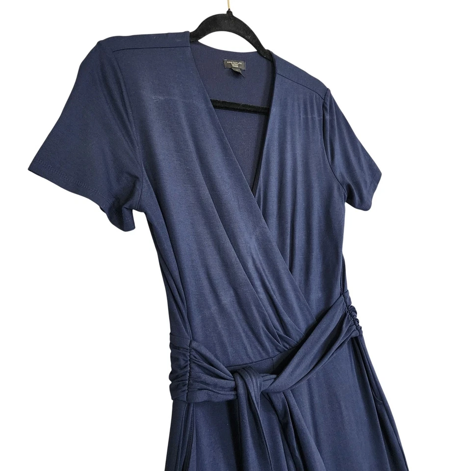 Macacão Ann Taylor Factory Feminino Tamanho Médio Pequeno Azul Marinho Cropped Perna Larga - Imagem 3 de 4