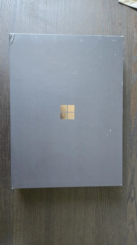 Microsoft Surface Laptop 7 13.8" Snapdragon X Plus 16GB 512GB SSD Retail: $1100
