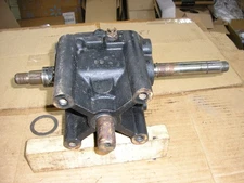 Simplicity Allis Chalmers  Bevel Gear Box  7112  7119  7016 917  Tractor