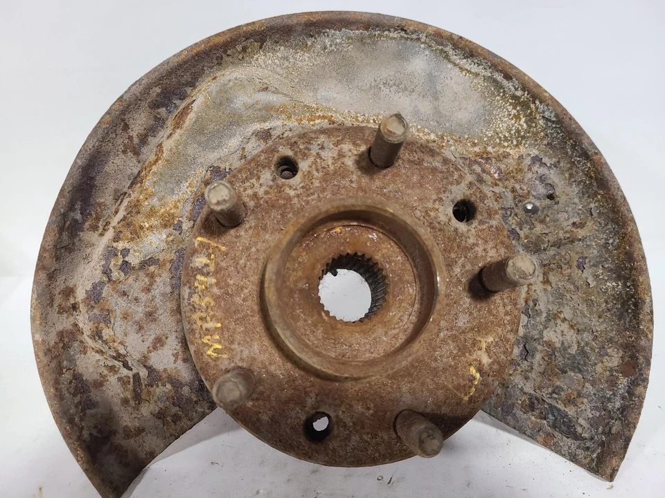 Buje de rueda delantero usado se adapta a: Chevrolet Blazer s10/jimmy s15 1997 delantero 4x4 G Foto 2 de 4