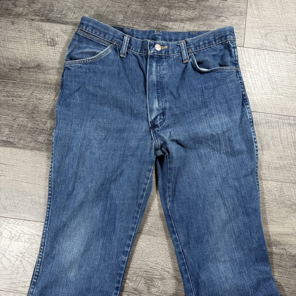 Jeans acampanados vintage años 70 Wrangler Denim Bootcut 901DEN hechos en EE. UU. PFCO54 30X32 Foto 3 de 4