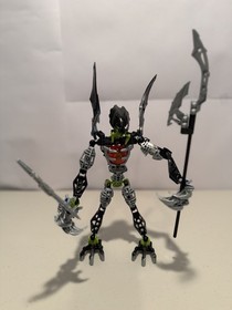 LEGO BIONICLE: Mutran and Vican (8952)  Limited Edition - Complete Set w/ manual