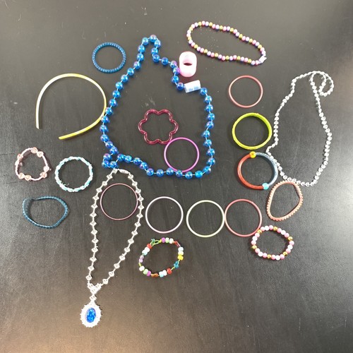 Lot of Kids / Pre-teens Costume Jewelry - Colorful Mix Bracelets Necklace 20 Pc