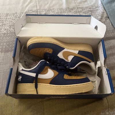 Size 6 - Nike Air Force 1 Low SP x Undefeated Dunk vs AF1