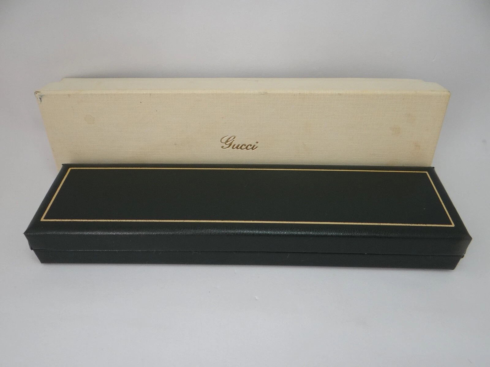 Boîte de montre Gucci, intérieur et extérieur, vintage années 80