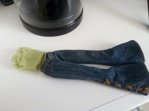 Bratz Strut It Outfits