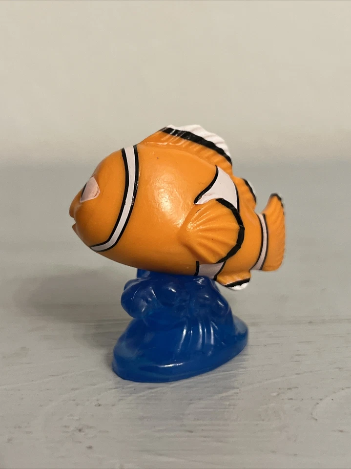 "FIGURA NEMO FISH FIND NEMO 1,5"" JUGUETE PLÁSTICO DISNEY/PIXAR (USADO)" Foto 4 de 4