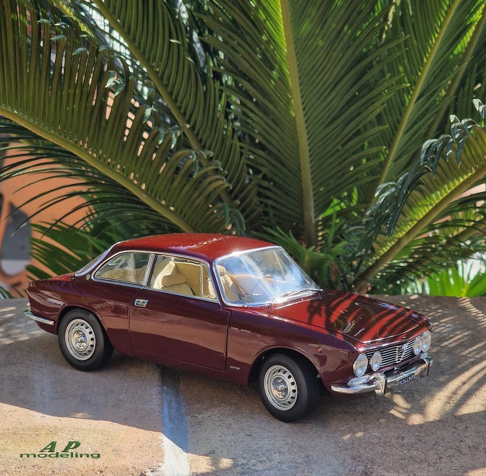 modellino auto 1/18 alfa romeo GTv 2000 modellini GT da collezione norev diecast - Immagine 2 di 4