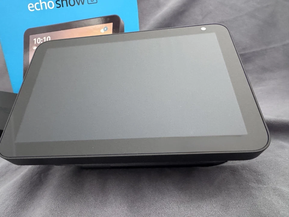 Amazon Echo Show 8 (2. Gen) Touch Screen- Anthrazit - wie neu - in OVP - Bild 3 von 4