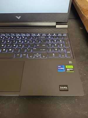 PC Gamer HP Victus 15-fa00 - Intel I5, RTX 3050, SSD 512 Go - Ouvert, Jamais Utilisé