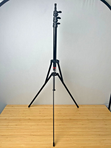 Matthews 7' Reverse Stand B387486 - Excellent Condition.