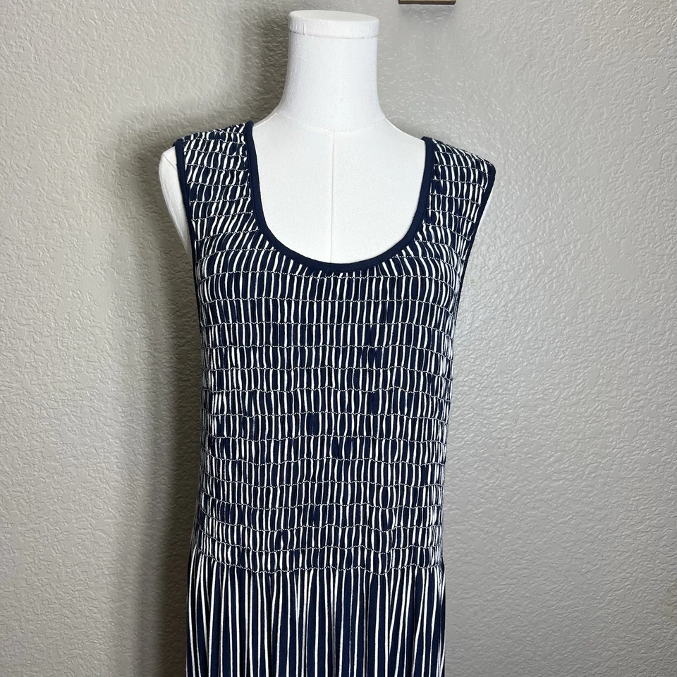 Vestido Max Studio blanco y negro a rayas jersey sin mangas talla XL Foto 2 de 4