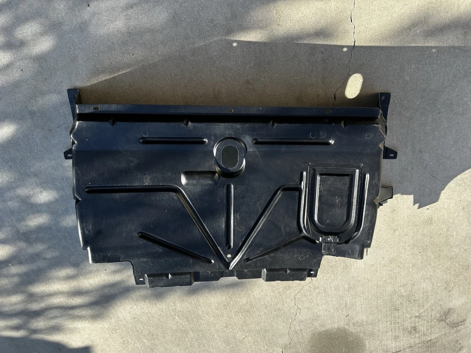 Conjunto protector contra salpicaduras debajo de la bandeja Mazda Miata 1999-2005 OEM 99-05 Foto 2 de 3