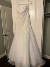 Strapless Lace A-Line Ball Gown Full-Length White Wedding Dress