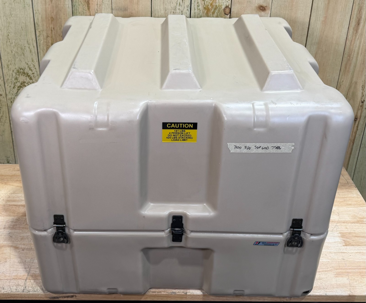 Hardigg case　上蓋のみ　2/2 Pelican Hardigg Case 28.5x26.5x24.5