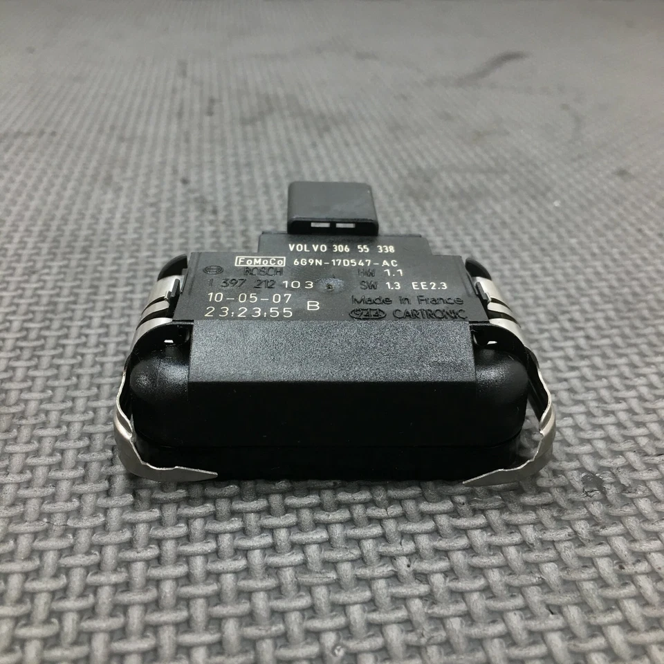 08-12 路虎 LR2 前挡风玻璃灯雨传感器 原始设备制造商 6G9N-17D547-AC — 第 3/4 张图片