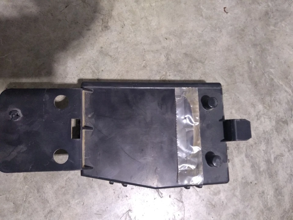 2007 2008 Chevy Colorado GMC Canyon GEM Module Body Module BCM Unit 25816710 - Image 2 of 3