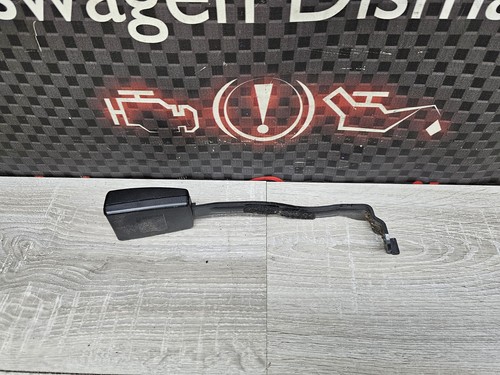 2011 - 2012 Volkswagen SportWagen Passenger Seat Seatbelt Buckle End Right Front - Picture 3 of 9