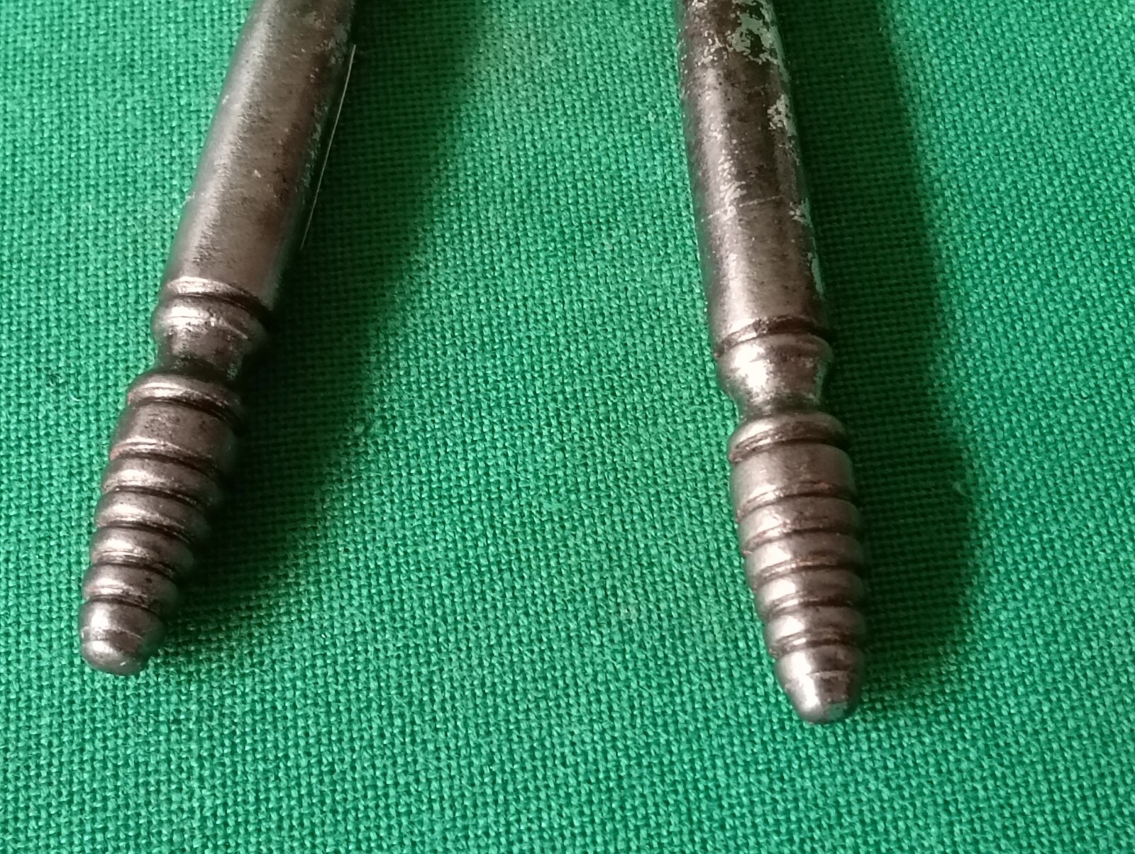 ANTIQUE OLD NUTCRACKER METAL NUTCRACKER NUTCRACKER. CO91