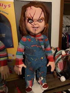 Trick or Treat Studios Seed of Chucky 1:1 Scale Chucky Replica Doll w/ Box