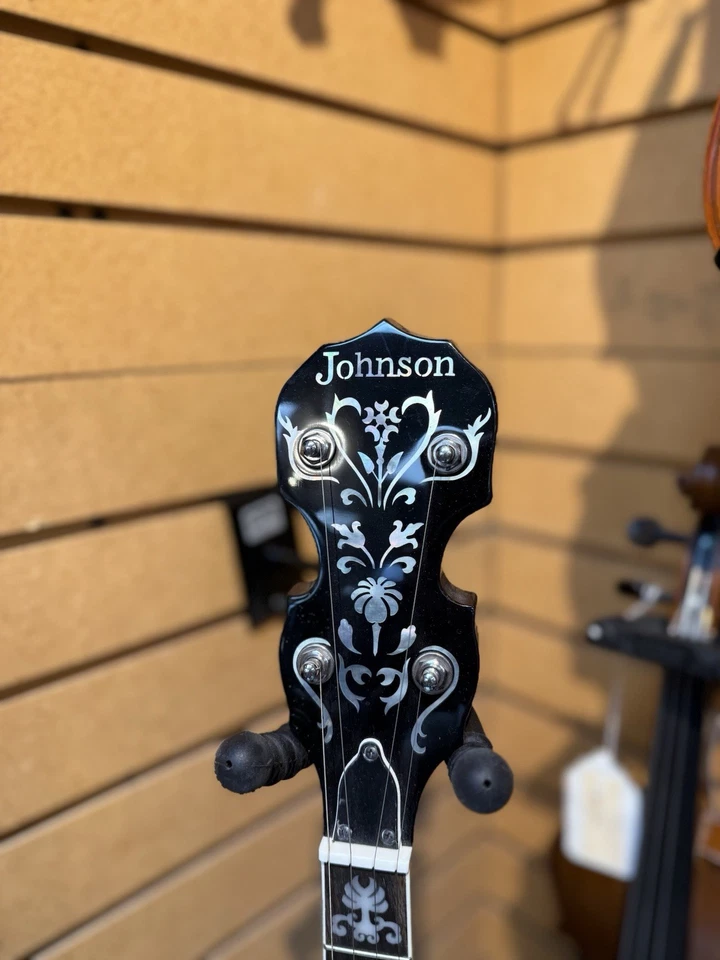 Johnson Banjo with Case - Image 3 of 4